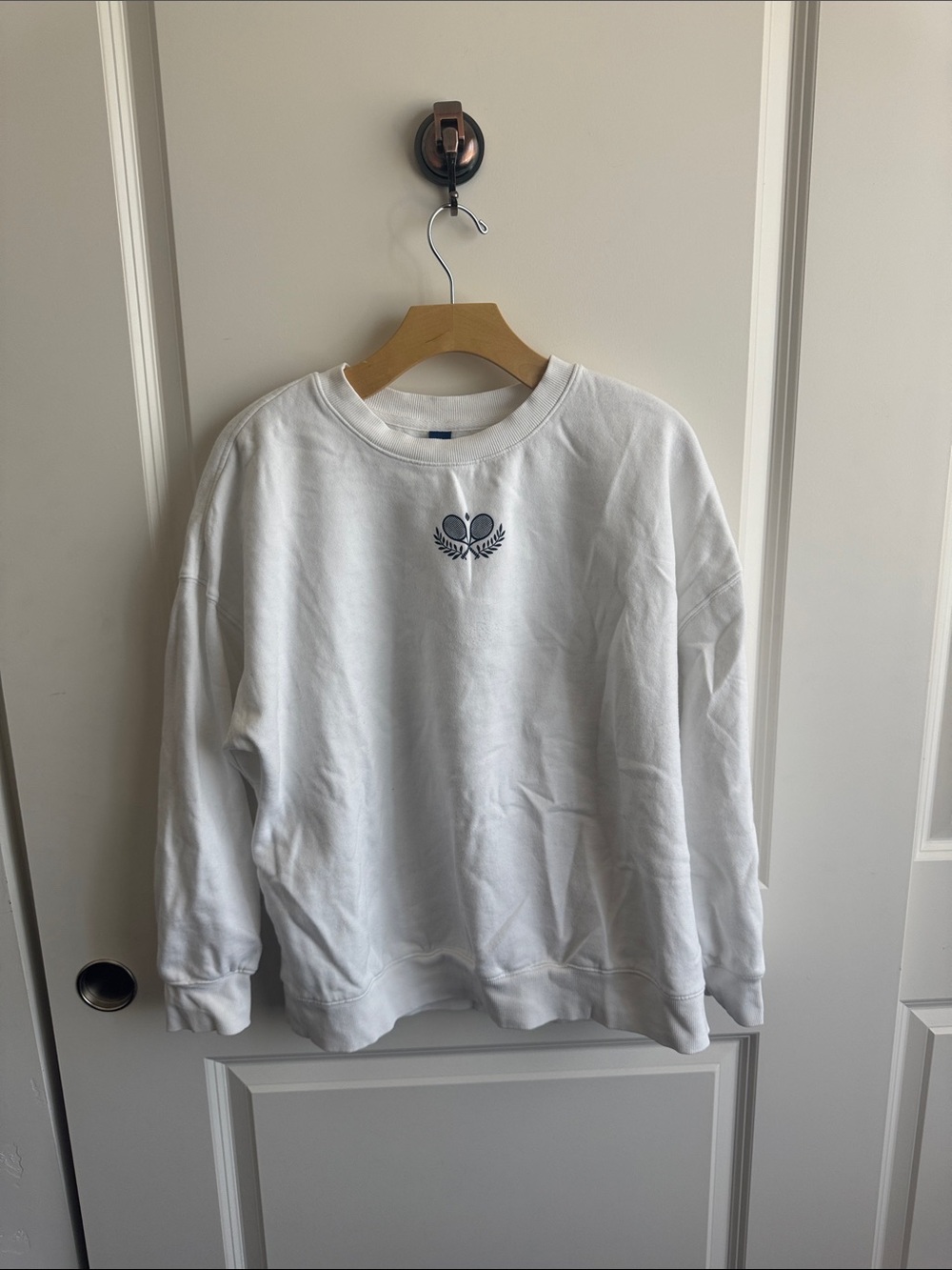 Old Navy White Crewneck Sweatshirt with Navy Tennis Emblem